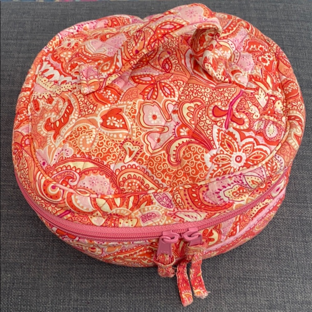 Retired Vera Bradley Sherbet round cosmetic case